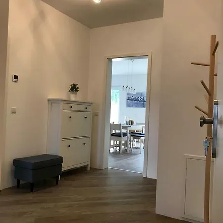 Top-Ferienwohnung Bei Berlin, Bis 3 Gaeste, Terrasse Und Garten Bestensee Extérieur photo