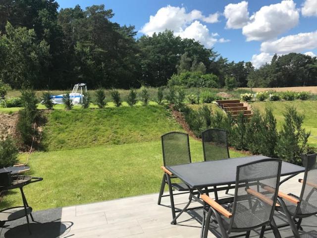 Top-ferienwohnung Bei Berlin, Bis 3 Gaeste, Terrasse Und Garten Appartement